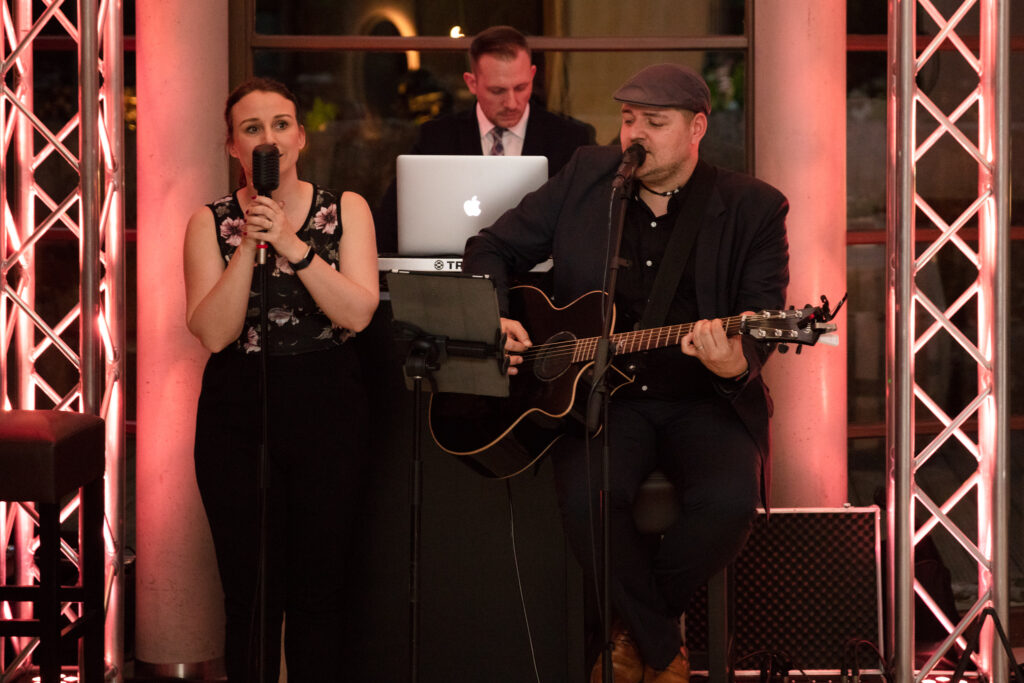 carryme - Das Akustik Duo. Musikduo für besondere Events in Hannover, Wolfsburg und Niedersachsen